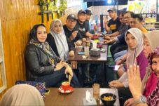 Bazar Murah Ramadan Partai Golkar Bulukumba, Ada Sembako Murah Hingga Lomba Lagu Religi