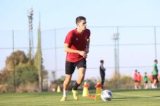 Tunggu Keputusan Rapat Paripurna DPR, PSSI Pasrah Jika Justin Hubner Dicomot Belanda U-20