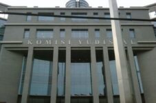 Komisi II Desak MA Peringatkan PN Jakpus Soal Putusan Penundaan Pemilu